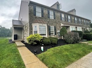 60 Covington Ct, Mount Joy, PA 17552