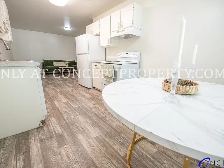 Aspen Pines — Photo 146