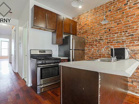 3rd image of 127 Rogers Ave #1Q