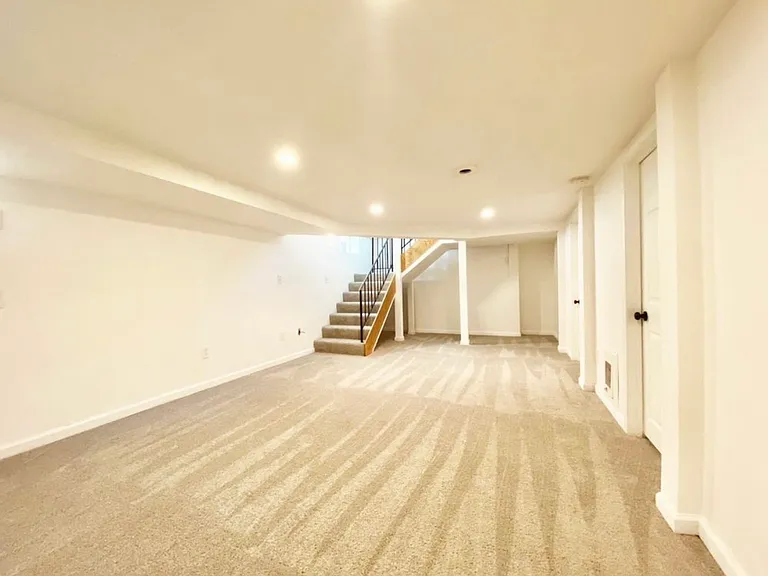 3912 Thomas Ave N #2 — Photo 6