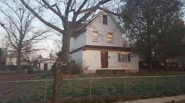 2nd image of 217 E Maple Ave
