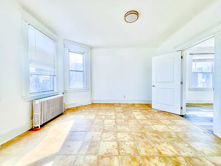 331 Princeton Ave #2 — Photo 3