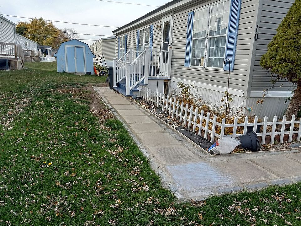 New porch and sidewalk 