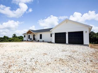 2206 Plummer Hill Rd, Hardin, IL 62047