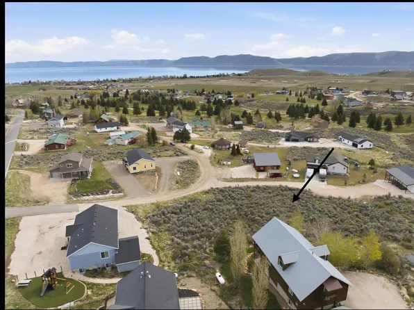 2711 S Driver Cir, Garden City, UT 84028