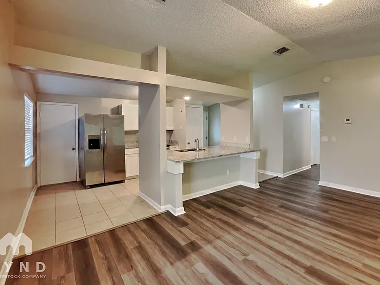 1348 Bear Run Blvd — Photo 5