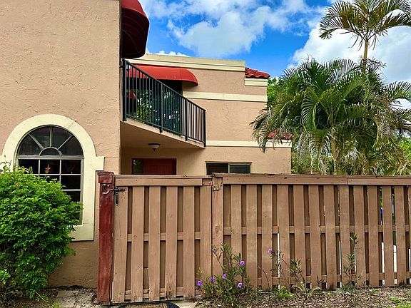 3rd image of 8074 Severn Dr