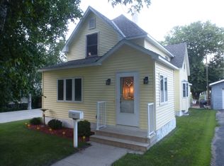 211 Maple St, Sauk Centre, MN 56378