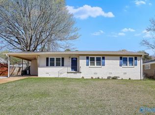 2220 Viscount Dr NW, Huntsville, AL 35810