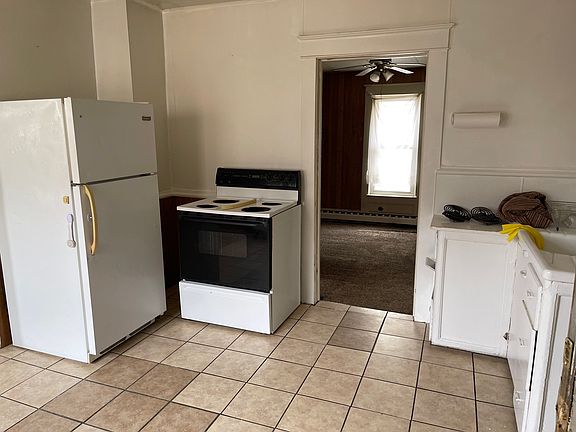 4th image of 282-284 Broadhead Ave #2