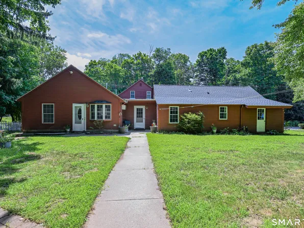 463 Pearl Lake Rd Road, Waterbury, CT 06706
