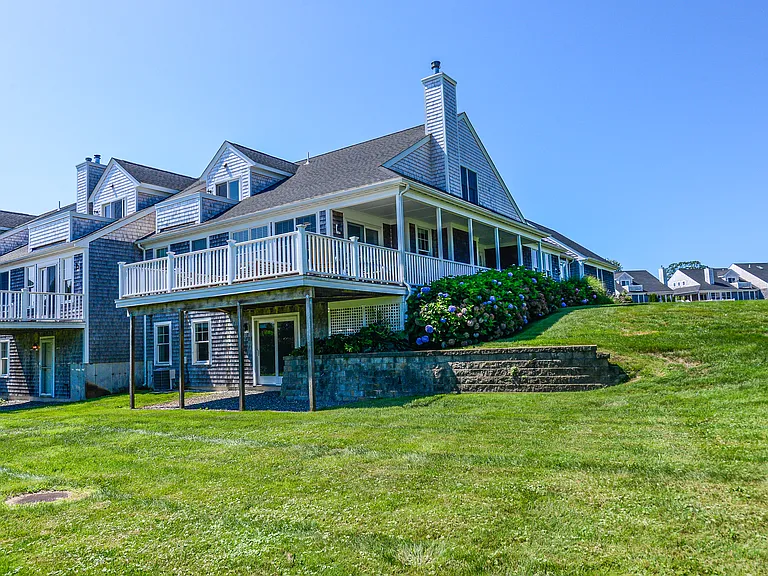 171 Ferry Landing Cir — Photo 2