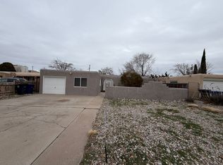 1840 Dakota St NE, Albuquerque, NM 87110