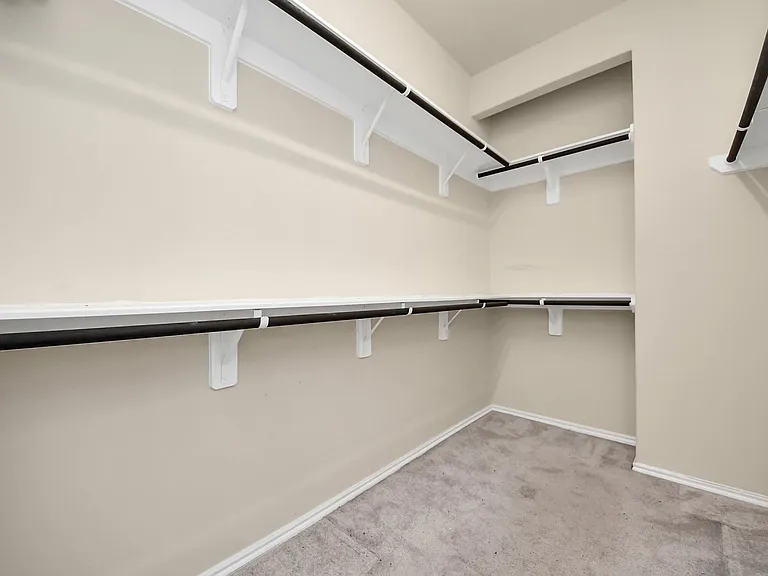3111 Dakota Falls Dr — Photo 34