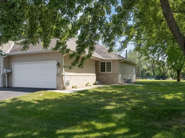 10615 44th Ave N APT F, Plymouth, MN 55442