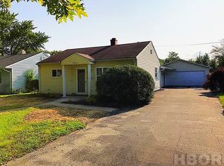 755 Circle Dr, Fostoria, OH 44830