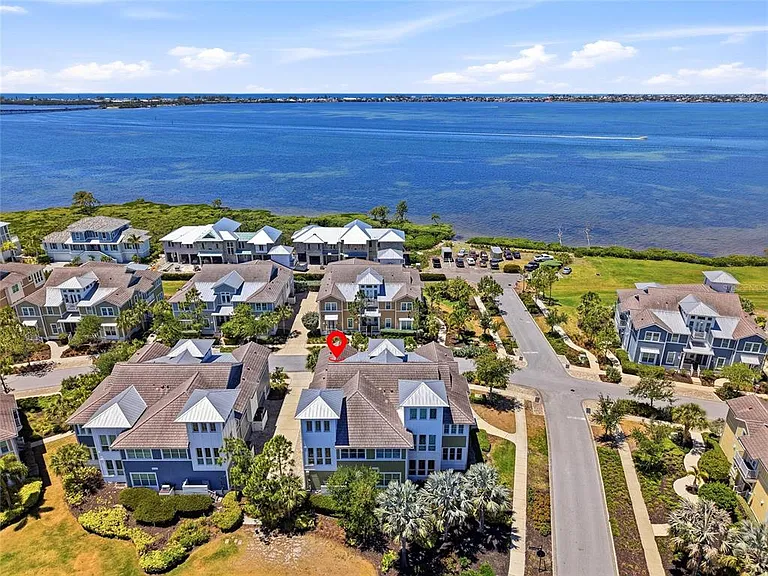 319 Compass Point Dr #201 — Photo 36