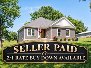 1701 Burton Rd, Utica, KY 42376