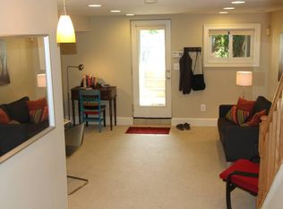 1004 G St NE, Washington, DC 20002