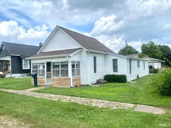 25 N Myra St, Worthington, IN 47471
