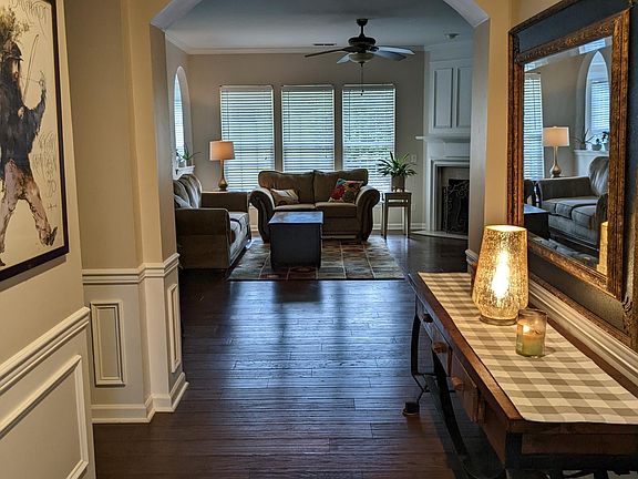 Entryway when you enter through the front door
