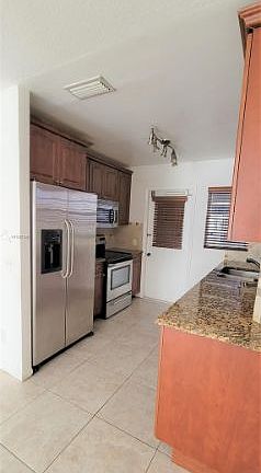3rd image of 2441 SW 82nd Ave APT 103