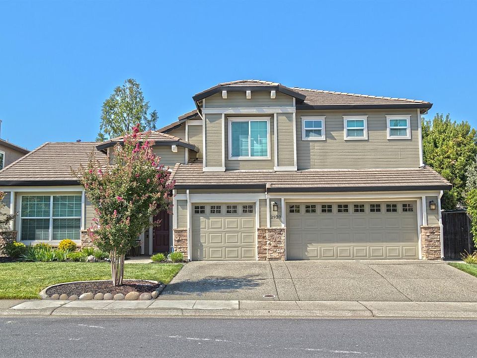 1st image of 2920 Cameron Dr