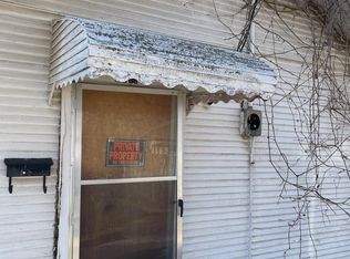 214 1/2 East St, Miami, OK 74354
