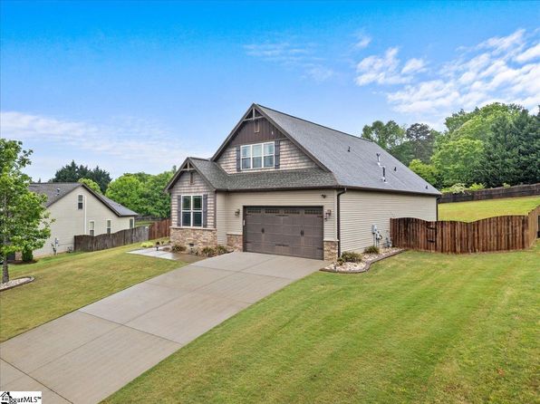 30 Arbolado Way, Greer, SC 29651