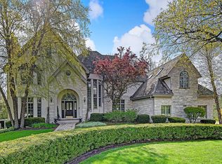 5 Hillcrest Ct, Burr Ridge, IL 60527