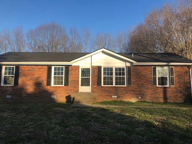 1st image of 567 Cynthia Dr