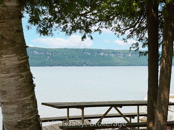 4th image of 98 Hope Bay Rd