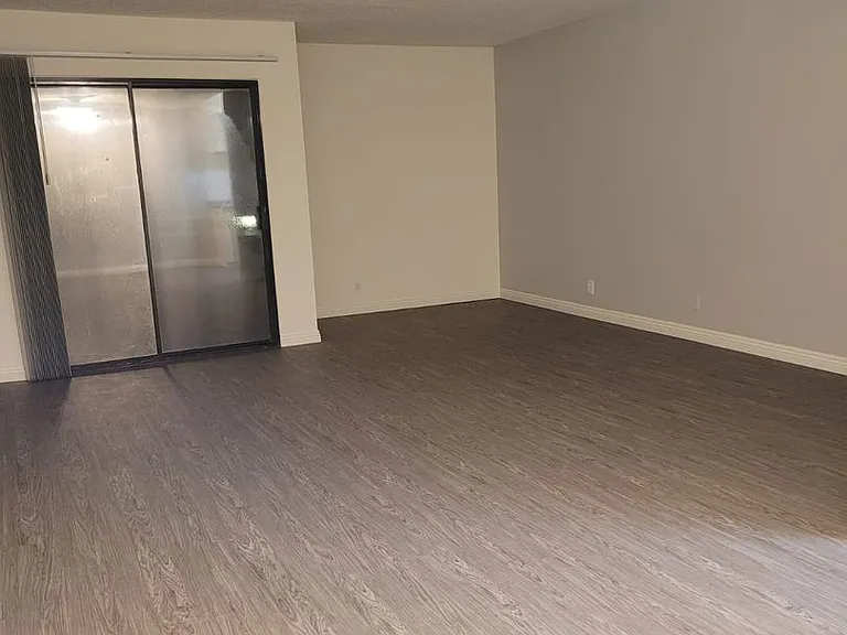 073 - Canyon Crest Hills Apartments — Photo 30