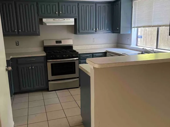 502 E Belt Line Rd #B, Desoto, TX 75115