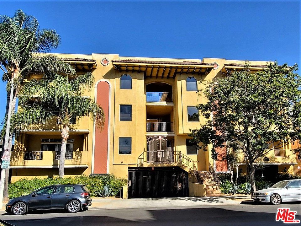 1st image of 850 N Hudson Ave APT 102