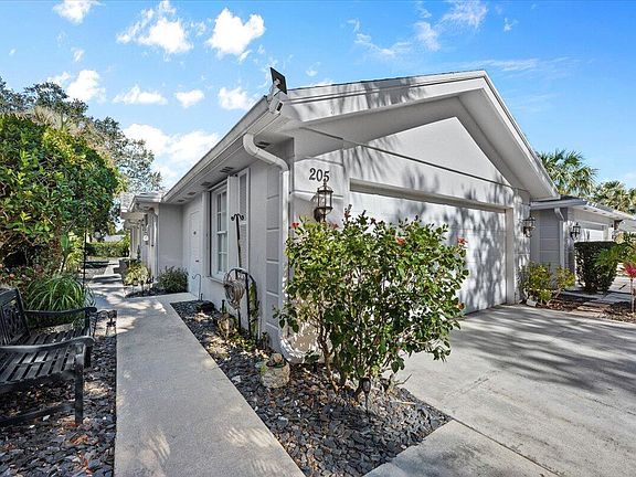 2nd image of 205 Brier Circle