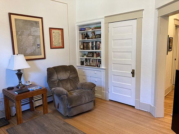4th image of 16-1309 9th Ave #16