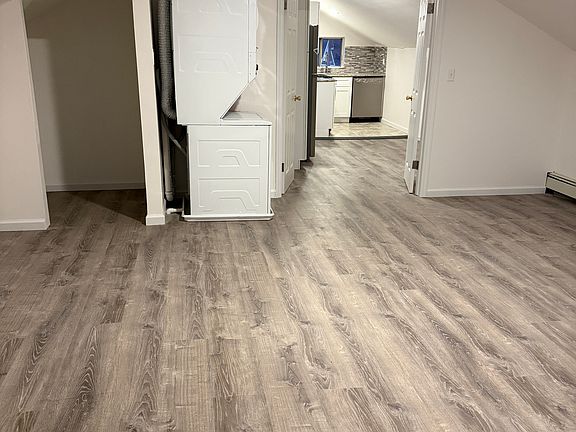 3rd image of 410 W Holly Ave APT G