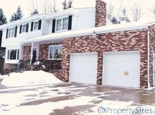 4610 Gardenville Rd, Pittsburgh, PA 15236