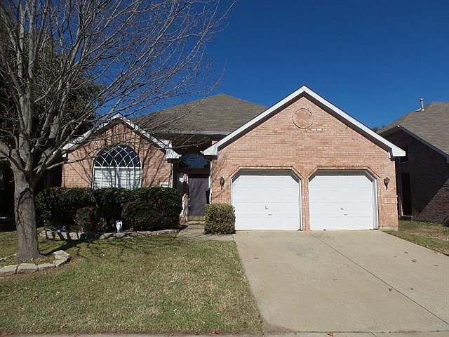 1st image of 2304 Henley Ct