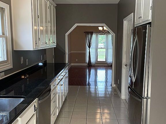 3rd image of 5051 Mallard Crossing Ln