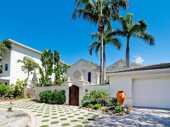 5th image of 8213 Midnight Pass Rd