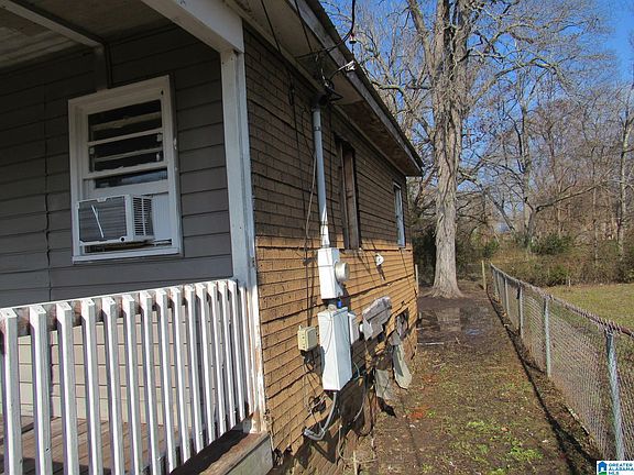 4th image of 2302 Industrial Ave