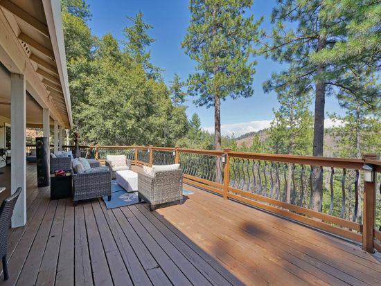 5855 Sly Park Rd, Pollock Pines, CA 95726
