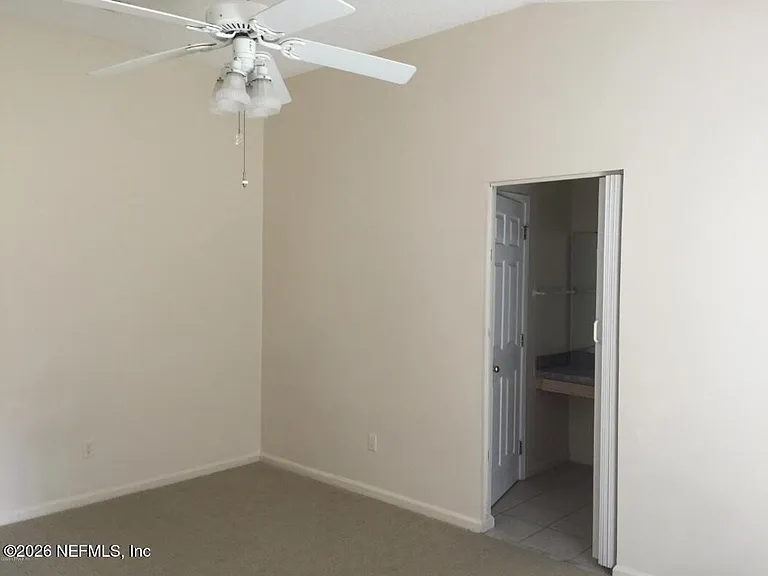 5058 Acre Estates Dr W — Photo 13