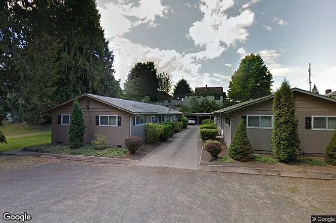 1st image of 607 12th Ave N