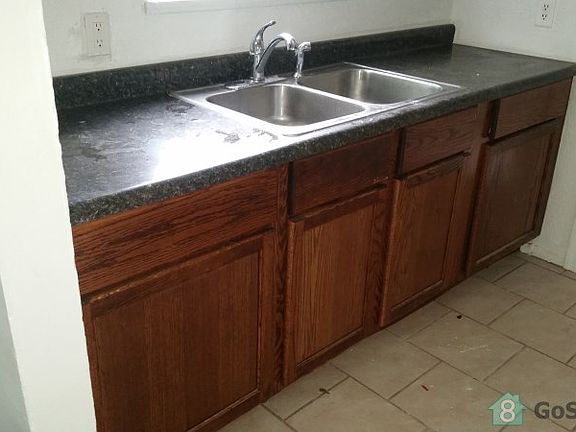 4th image of 3527 N Butler Ave