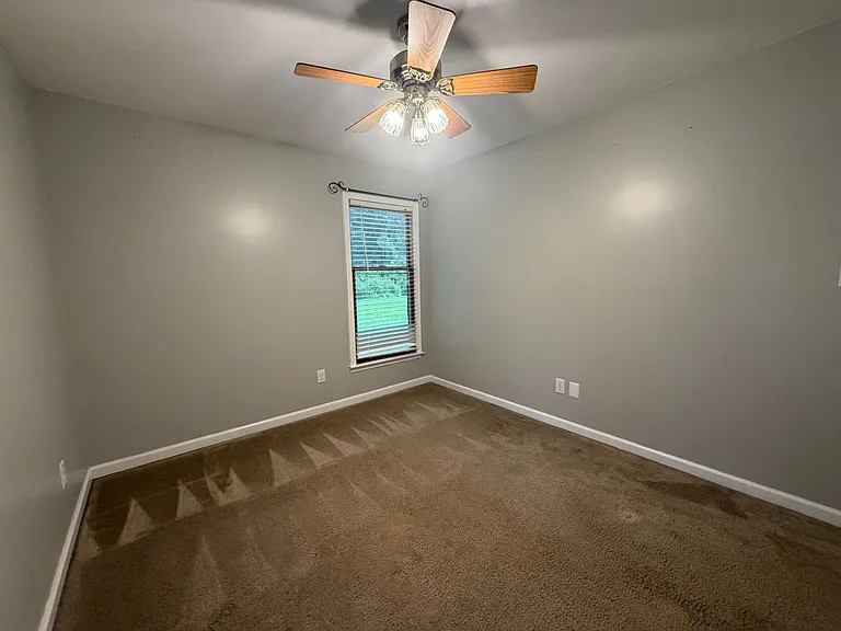 717 Mallard Dr — Photo 24