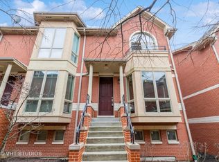 54 Legacy Ln, Wheeling, IL 60090