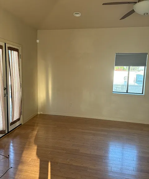 436 Center St #A — Photo 2